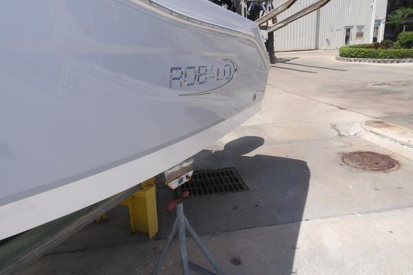 18ft Robalo Yacht For Sale
