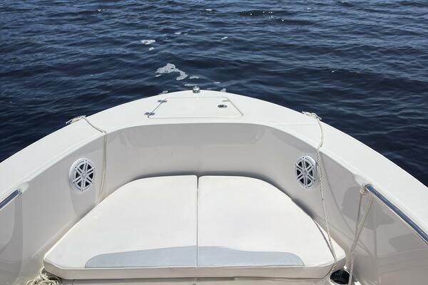 18ft Robalo Yacht For Sale