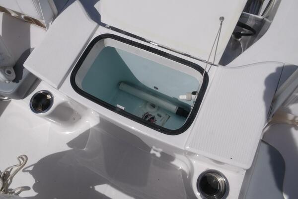 18ft Robalo Yacht For Sale