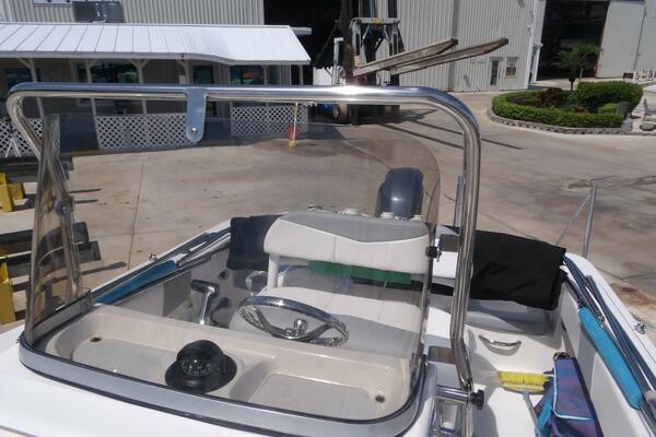 18ft Robalo Yacht For Sale