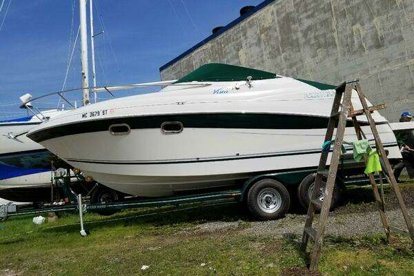24-ft-Four Winns-2004-248 Vista- Muskegon Michigan United States  yacht for sale