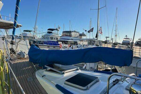 Photo of the 1986 Tayana V42 "Southern Cross"