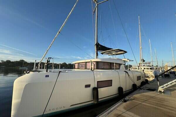 42' Lagoon