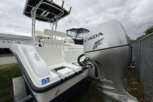 19ft Mako Yacht For Sale