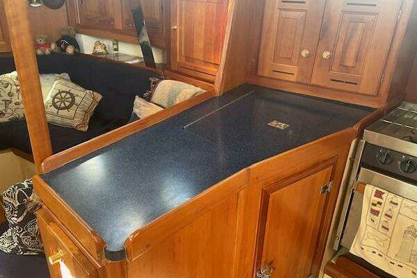 Tartan 3700 Yacht For Sale