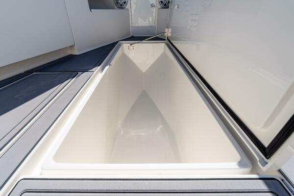 SUSAN L 37ft SeaVee Yacht For Sale