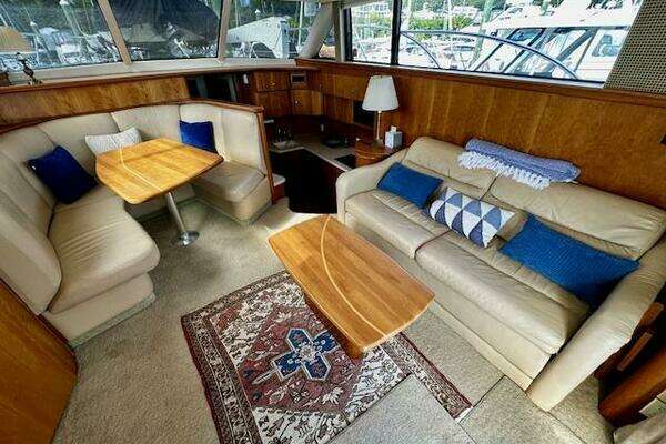 42ft Silverton Yacht For Sale
