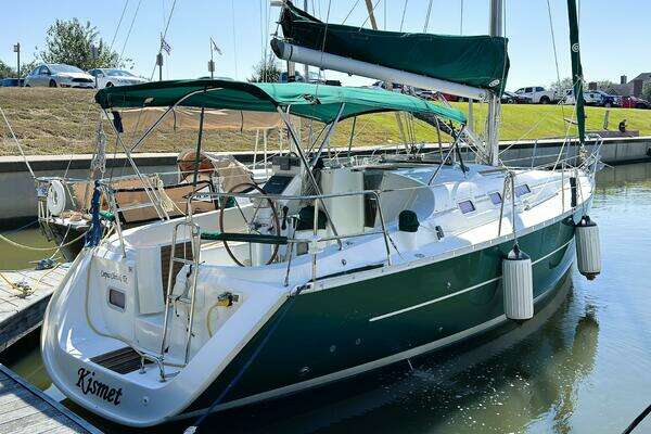 Kismet 32ft Beneteau Yacht For Sale