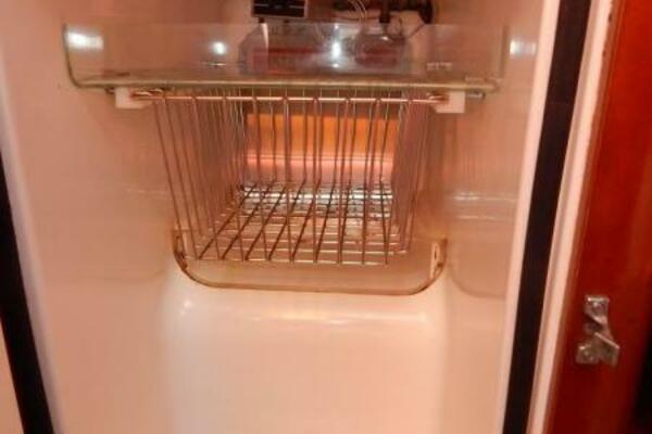 Maxed Out 37ft Beneteau Yacht For Sale