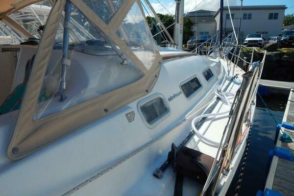 Maxed Out 37ft Beneteau Yacht For Sale