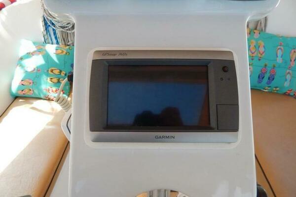 Maxed Out 37ft Beneteau Yacht For Sale