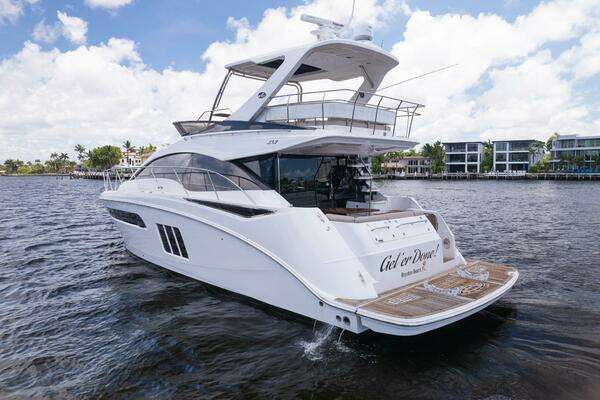 Sea Ray 510 Fly Yacht For Sale