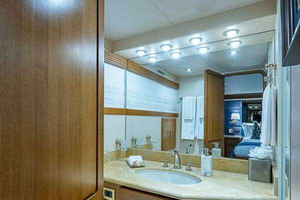 Westport Raised Pilothouse Motor Yacht Yacht For Sale