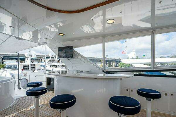 Westport Raised Pilothouse Motor Yacht Yacht For Sale