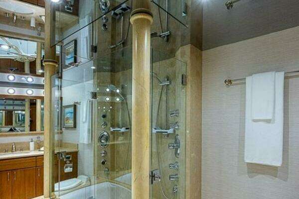 Westport Raised Pilothouse Motor Yacht Yacht For Sale