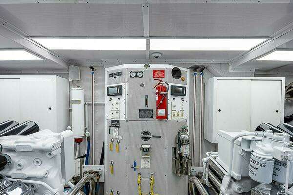 Westport Raised Pilothouse Motor Yacht Yacht For Sale