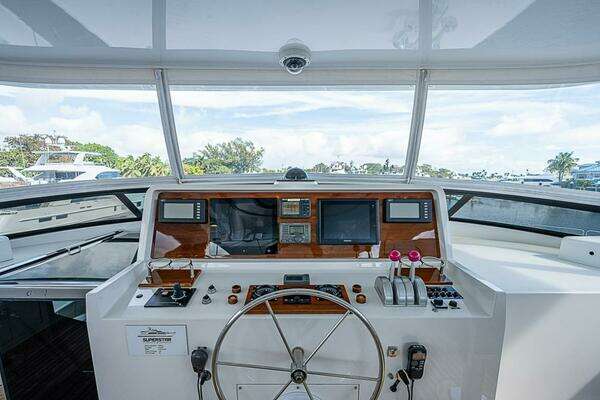 Westport Raised Pilothouse Motor Yacht Yacht For Sale
