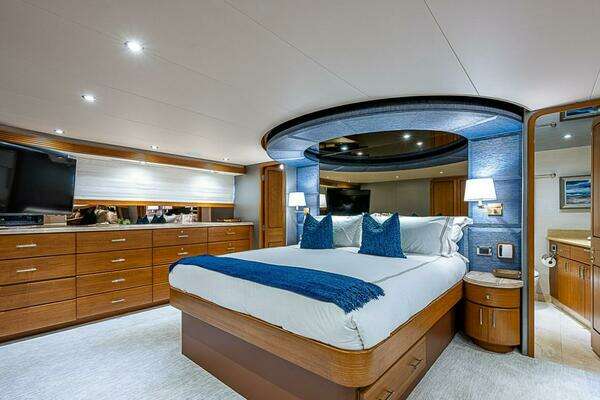 Westport Raised Pilothouse Motor Yacht Yacht For Sale