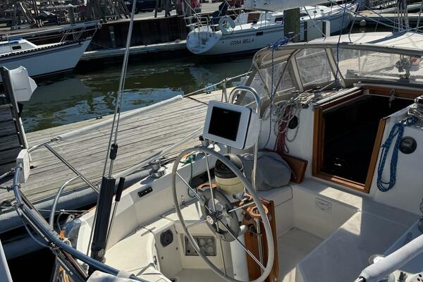 30ft Sabre Yacht For Sale