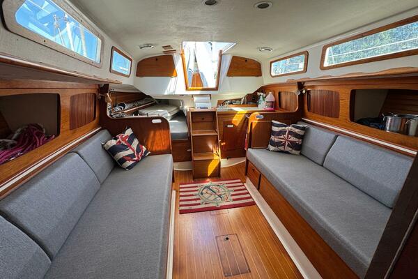 30ft Sabre Yacht For Sale