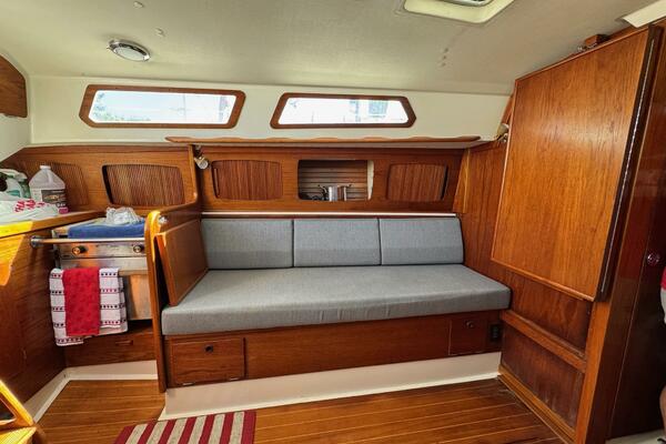 30ft Sabre Yacht For Sale