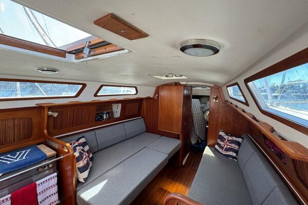 30ft Sabre Yacht For Sale