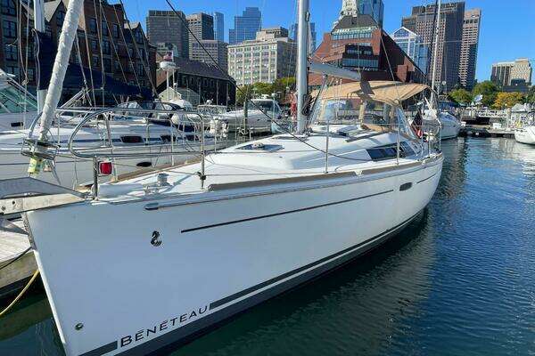 37-ft-Beneteau-2015-Oceanis 37- Boston Massachusetts United States  yacht for sale