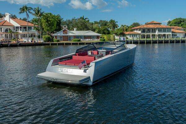 VanDutch 55 Yacht For Sale