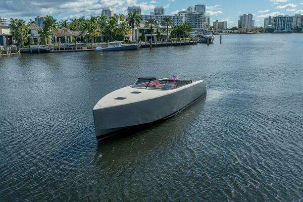 VanDutch 55 Yacht For Sale