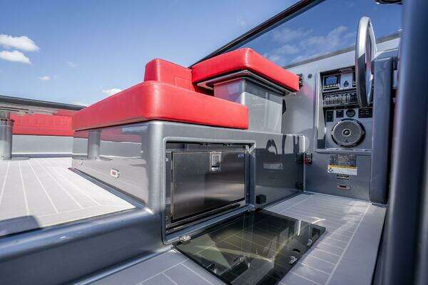 VanDutch 55 Yacht For Sale