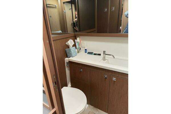 Beneteau Sense 57 Yacht For Sale