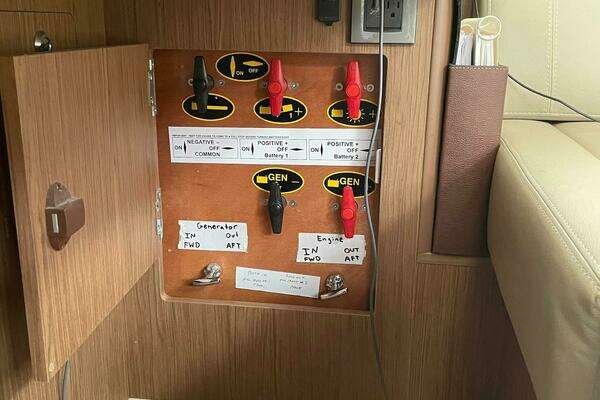 Beneteau Sense 57 Yacht For Sale