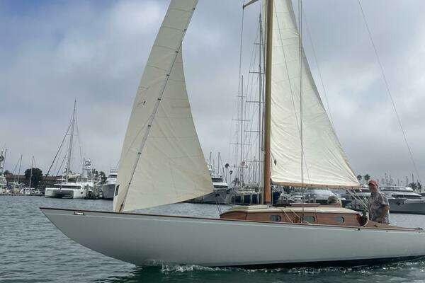 Kettenburg Pacific Class Yacht For Sale