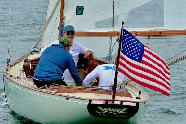 Photo of the 1939 Kettenburg Pacific Class "Jewel"
