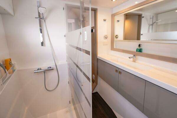 Fountaine Pajot Astrea 42 Yacht For Sale