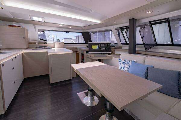 Fountaine Pajot Astrea 42 Yacht For Sale