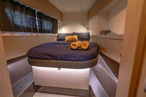 Fountaine Pajot Astrea 42 Yacht For Sale