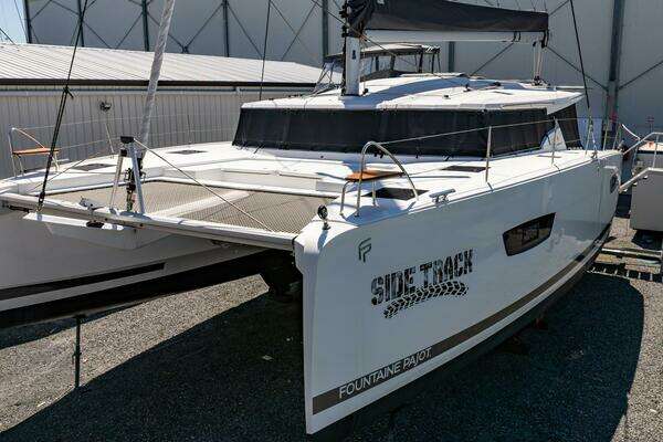 Fountaine Pajot Astrea 42 Yacht For Sale