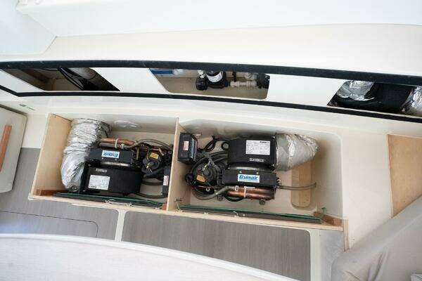 Leopard  Yacht For Sale