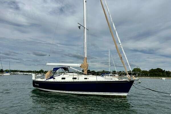 34-ft-Tartan-2021-345-BLUE AWEIGH-Stonington Connecticut United States yacht for sale
