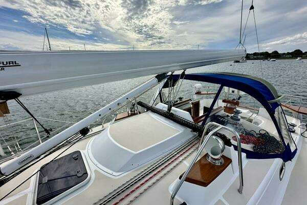 Tartan 345 Yacht For Sale