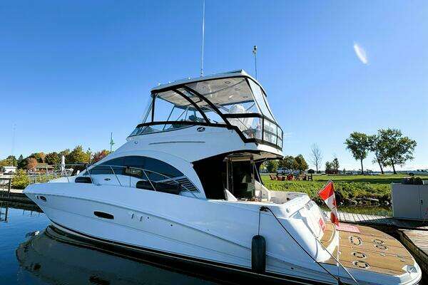 SEA RAY - 47 Sedan Bridge