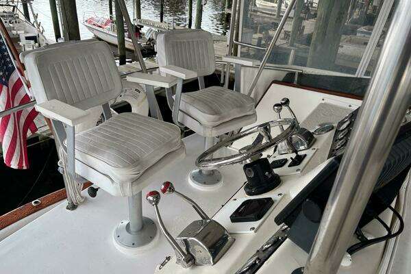 Photo of the 1986 Egg Harbor 37 Convertible "Haven"