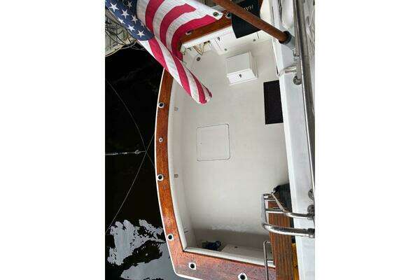 Photo of the 1986 Egg Harbor 37 Convertible "Haven"