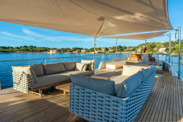 SULTANA 84ft Feadship Yacht For Sale