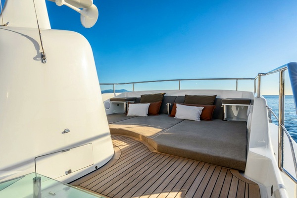 Photo of the 1969 Feadship Custom "SULTANA"