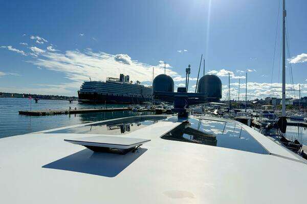 Sirena 58 Coupe Yacht For Sale