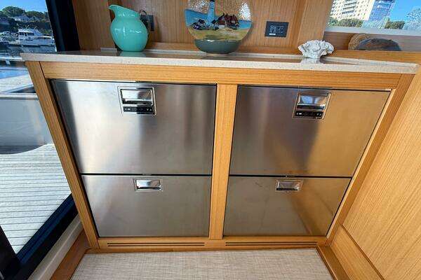 Sirena 58 Coupe Yacht For Sale