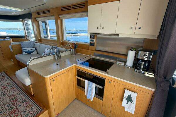 Sirena 58 Coupe Yacht For Sale