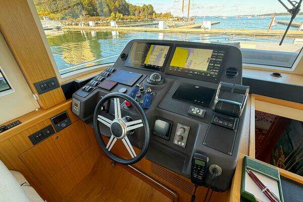 Sirena 58 Coupe Yacht For Sale